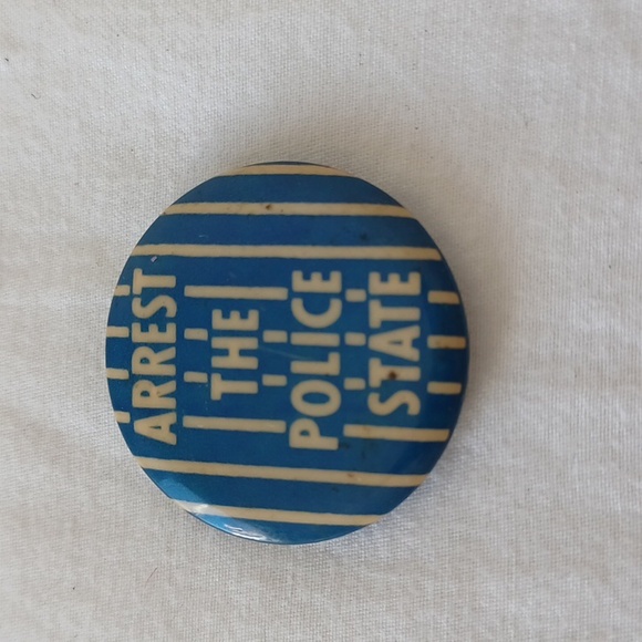 SET OF 10 Vintage 80s Political Punk Rock Pinback Buttons in Various Sizes - Picture 6 of 16